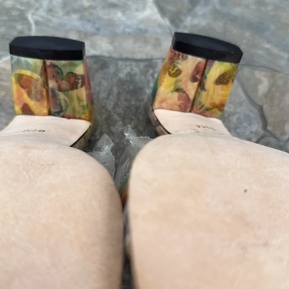 Ann Marino Vitage Holographic Butterfly Rose Open Toe Heeled Sandal - Picture 5 of 5